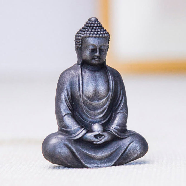 Buddha Stones Buddha tibetano in meditazione Statua in resina fusa ruggine polvere di ferro Decorazione della serenità