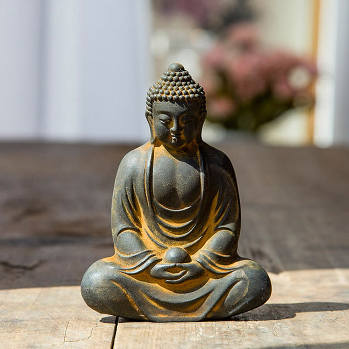 Buddha Stones Buddha tibetano in meditazione Statua in resina fusa ruggine polvere di ferro Decorazione della serenità