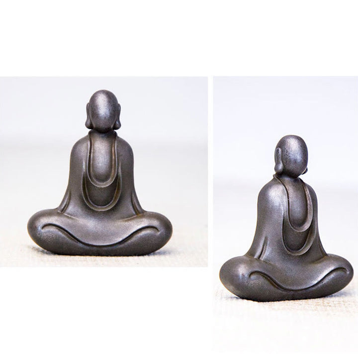 Buddha Stones Buddha tibetano polvere di ferro ruggine statua in resina fusa decorazione da scrivania