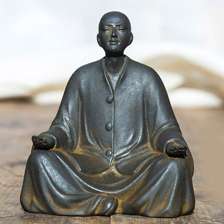 Buddha Stones Meditazione Monaco Preghiera Polvere di Ferro Ruggine Statua Resina Decorazione per la Casa