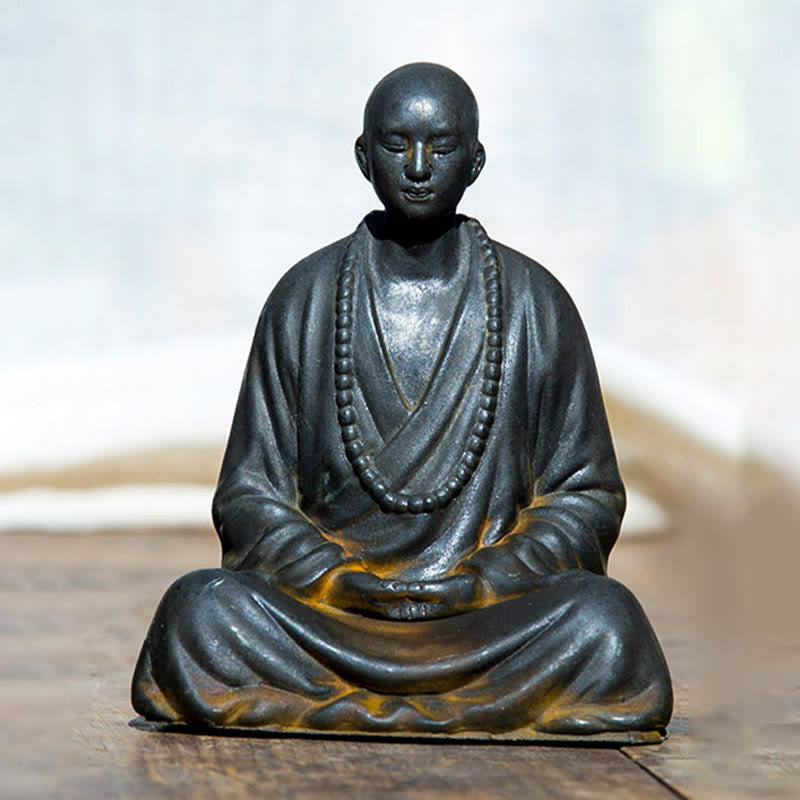 Buddha Stones Meditazione Monaco Preghiera Polvere di Ferro Ruggine Statua Resina Decorazione per la Casa