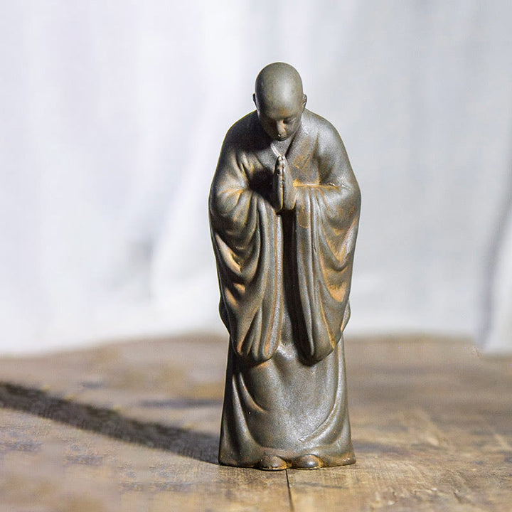 Buddha Stones Meditazione Monaco Preghiera Polvere di Ferro Ruggine Statua Resina Decorazione per la Casa