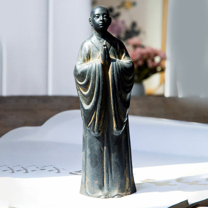 Buddha Stones Meditazione Monaco Preghiera Polvere di Ferro Ruggine Statua Resina Decorazione per la Casa