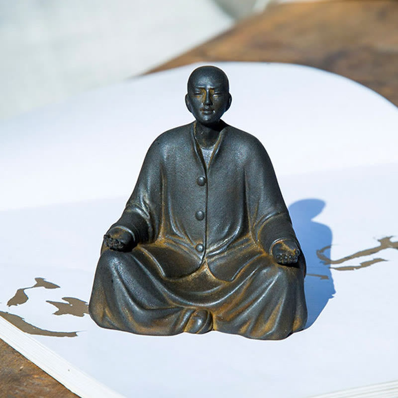 Buddha Stones Meditazione Monaco Preghiera Polvere di Ferro Ruggine Statua Resina Decorazione per la Casa