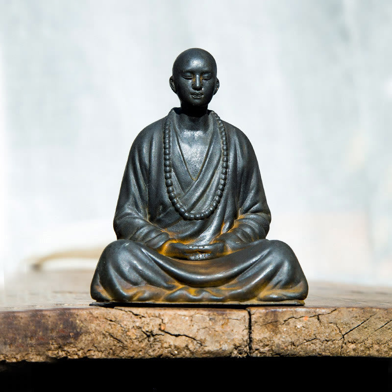 Buddha Stones Meditazione Monaco Preghiera Polvere di Ferro Ruggine Statua Resina Decorazione per la Casa