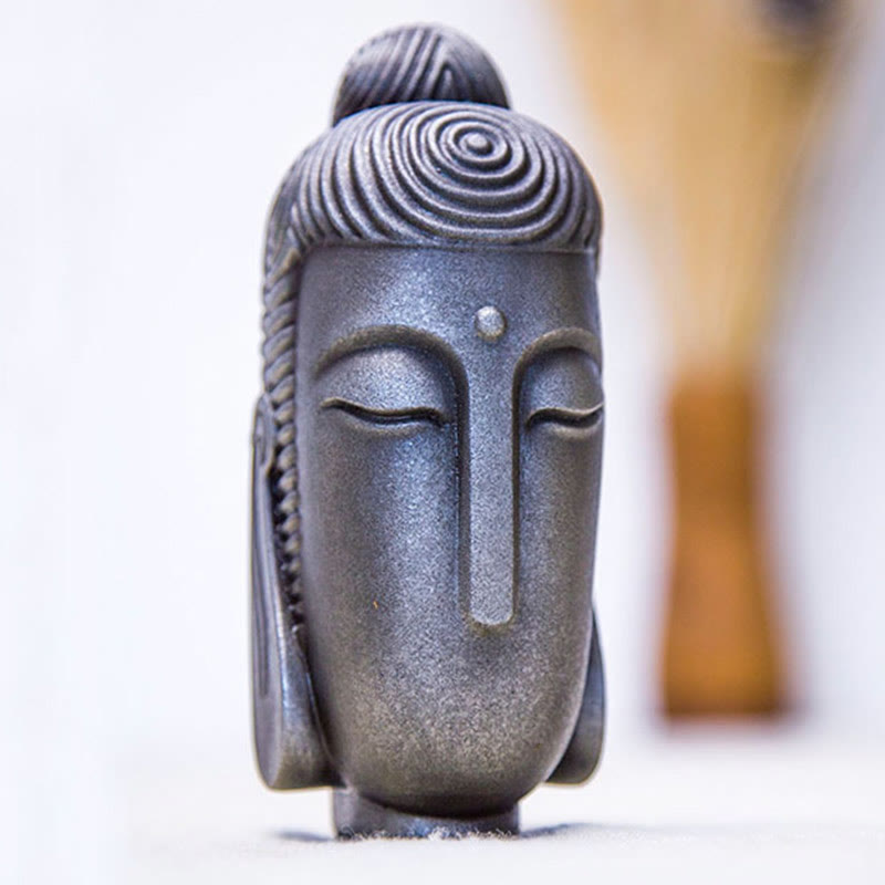 Buddha Stones Occhi Chiusi Buddha in Meditazione Statua in Resina Ruggine Polvere di Ferro Decorazione per la Casa