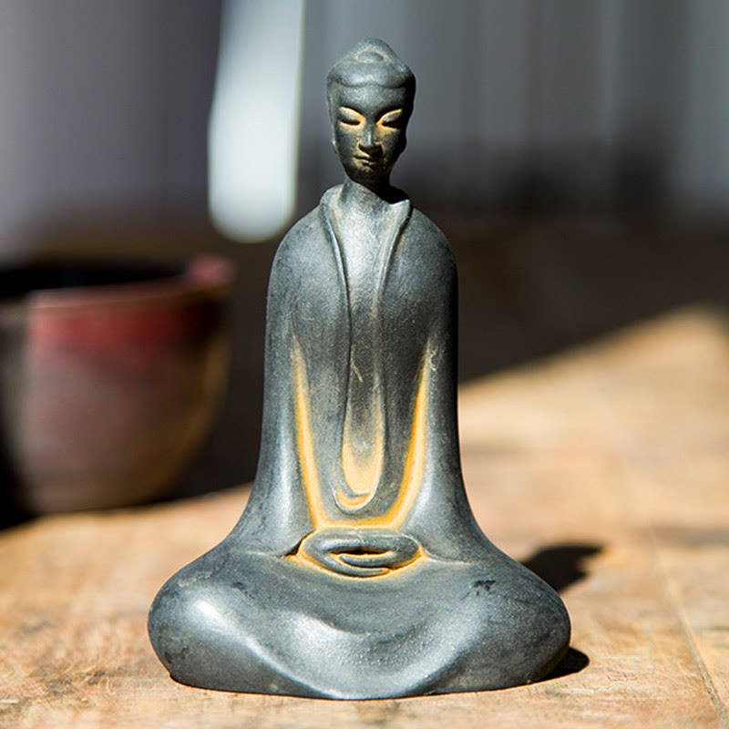 Buddha Stones Fatto a Mano Buddha Sakyamuni Polvere di Ferro Ruggine Statua in Resina Decorazione per la Casa