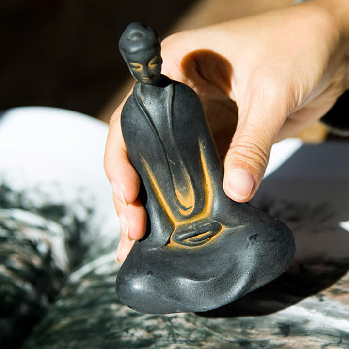 Buddha Stones Fatto a Mano Buddha Sakyamuni Polvere di Ferro Ruggine Statua in Resina Decorazione per la Casa
