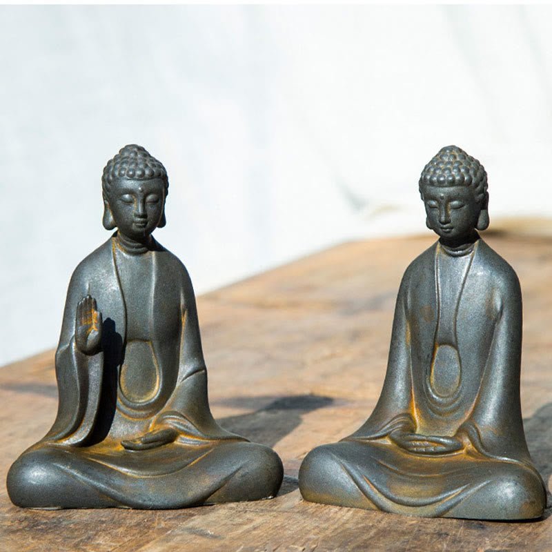 Buddha Stones Meditazione fatta a mano Buddha Sakyamuni Polvere di ferro Ruggine Statua in resina Decorazione