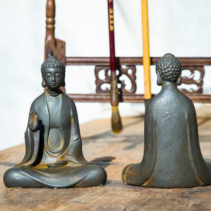 Buddha Stones Meditazione fatta a mano Buddha Sakyamuni Polvere di ferro Ruggine Statua in resina Decorazione