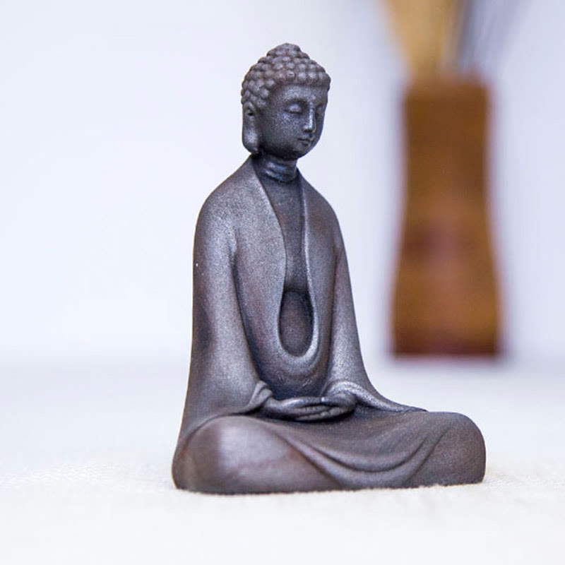 Buddha Stones Meditazione fatta a mano Buddha Sakyamuni Polvere di ferro Ruggine Statua in resina Decorazione