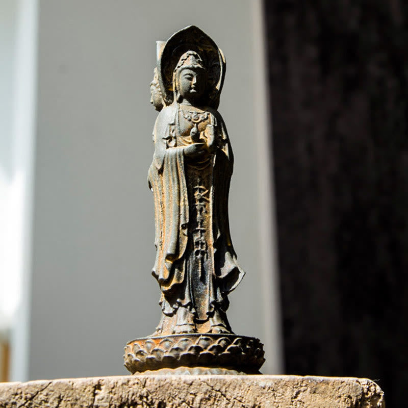 Buddha Stones Triangolare Kwan Yin Avalokitesvara Ferro Polvere Ruggine Resina Statua Ricchezza Decorazione Scrivania