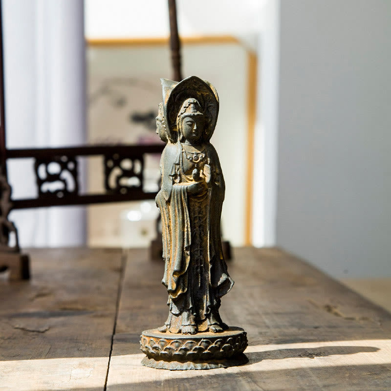 Buddha Stones Triangolare Kwan Yin Avalokitesvara Ferro Polvere Ruggine Resina Statua Ricchezza Decorazione Scrivania