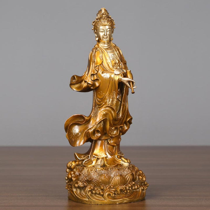Buddha Stones Kwan Yin Avalokitesvara che tiene un vaso Statua in rame armonia in ottone Decorazione per la casa