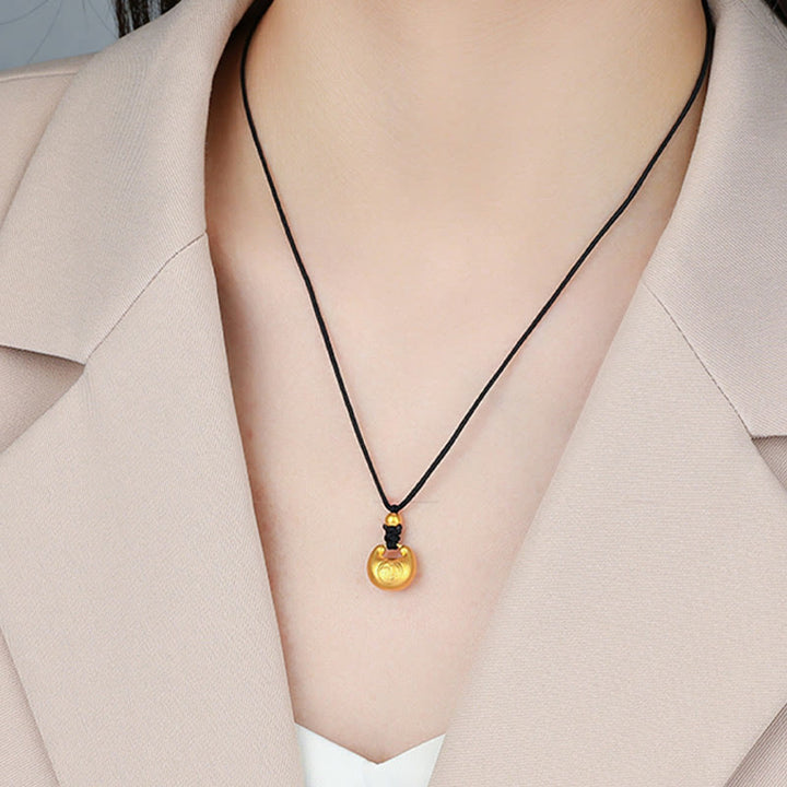 Collana con ciondolo a forma di corda con motivo a lucchetto con carattere Fu in oro 999 Buddha Stones