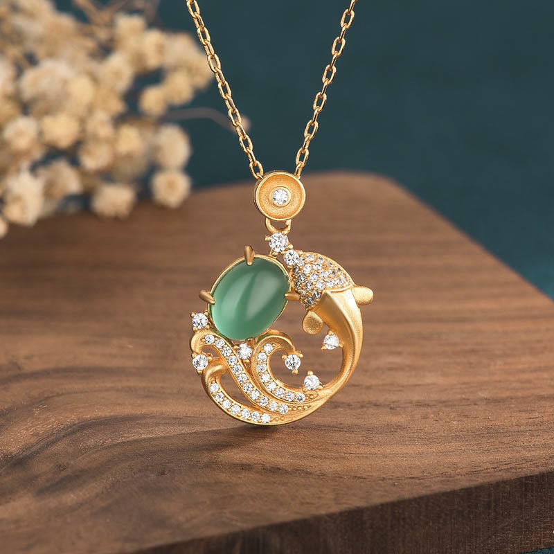 Buddha Stones Calcedonio verde Koi Fish Collana con ciondolo Forza - Calcedonio verde Koi Fish - image 1