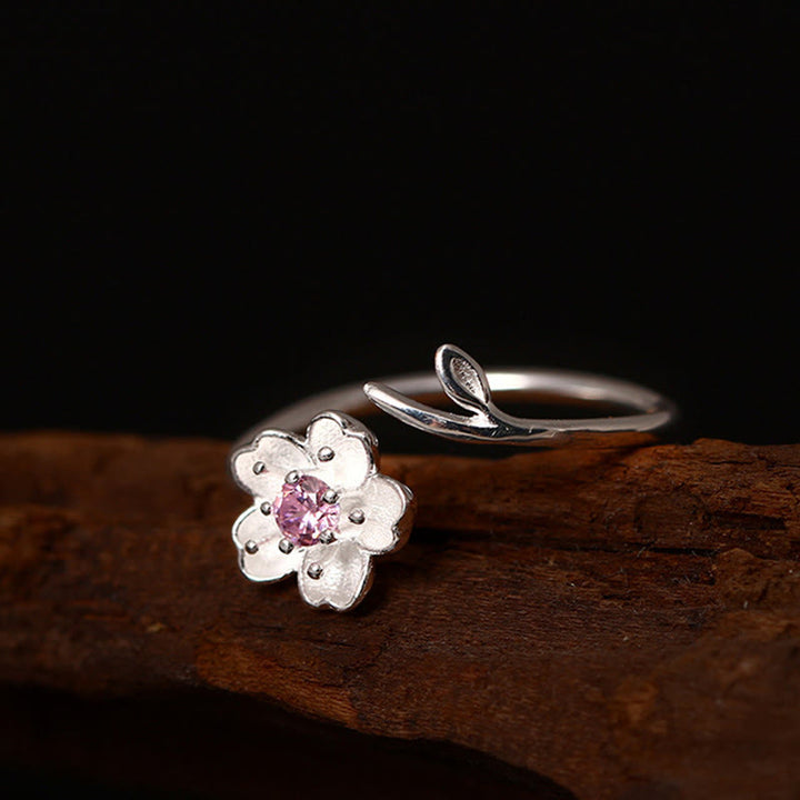 Anello regolabile Buddha Stones in argento sterling 925 con fiore di ciliegio Sakura e benedizione