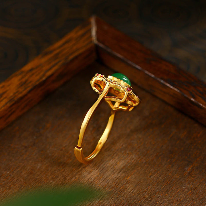 Anello regolabile Buddha Stones Calcedonio verde con motivo cavo
