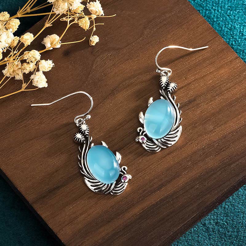Orecchini Buddha Stones 925 Sterling Silver Post Calcedonio Blu Koi Fish Balance Vitality