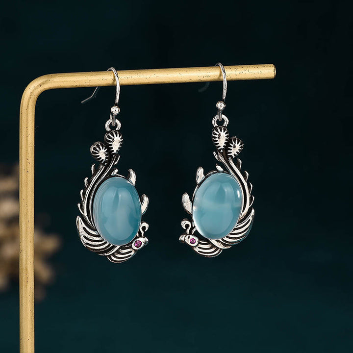 Orecchini Buddha Stones 925 Sterling Silver Post Calcedonio Blu Koi Fish Balance Vitality
