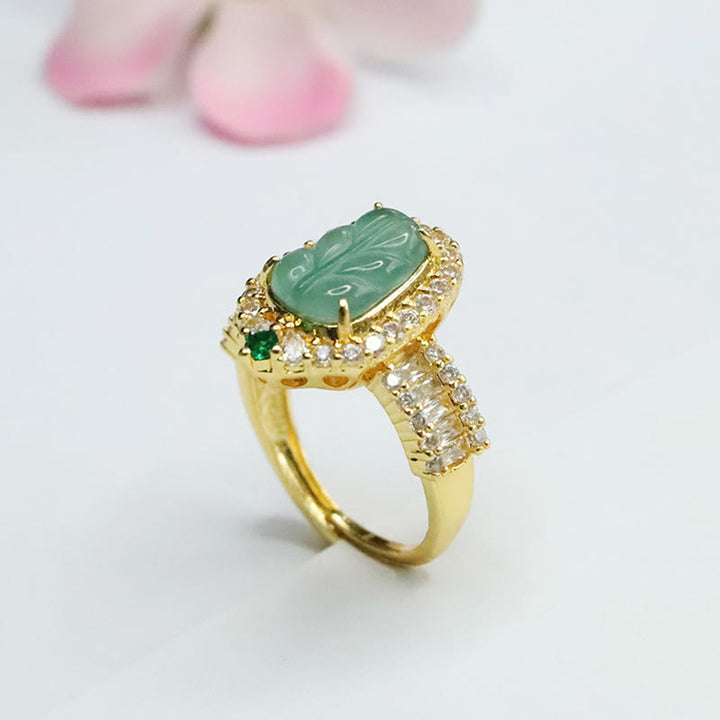 Anello regolabile con foglia di giada naturale placcata in oro Buddha Stones e diamanti pieni