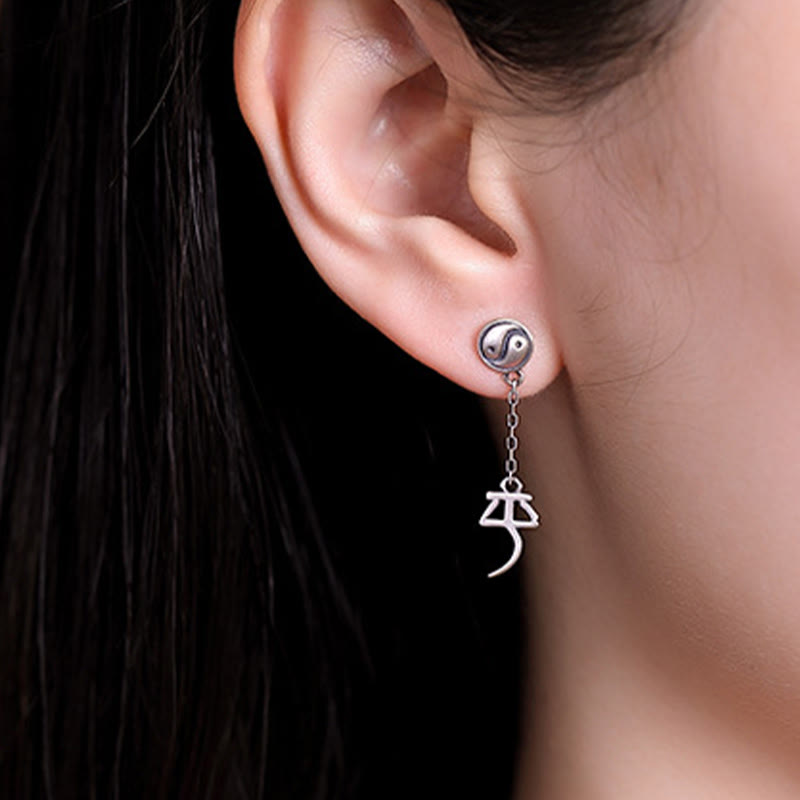 Orecchini di protezione Buddha Stones 925 Sterling Silver carattere cinese 'Ping An' 'Xi Le'