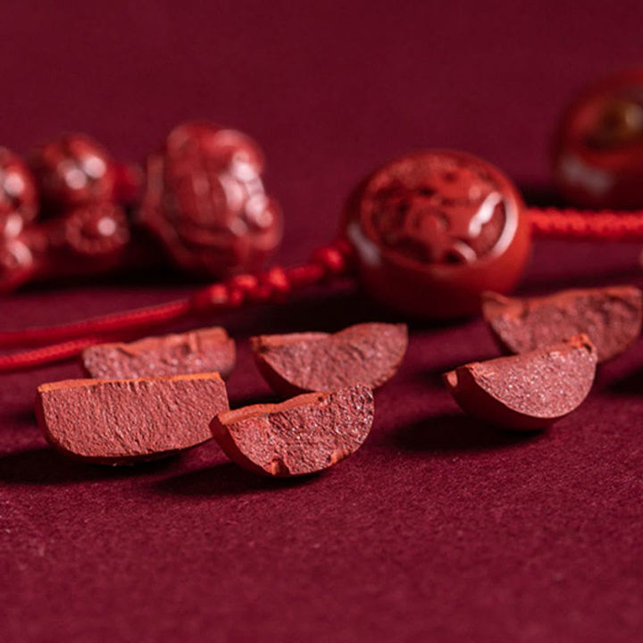 Buddha Stones Cinabro naturale Zodiaco cinese Manico Ruyi Carattere Fu Loto Benedizione Catena per la pancia con corda rossa