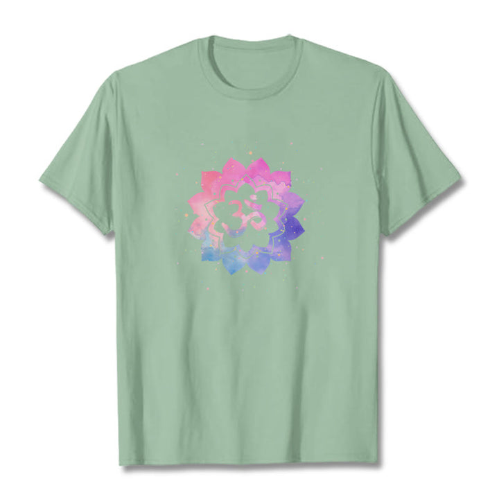 Maglietta in cotone con motivo Buddha Stones Om e Lotus colorato - Verde pallido - 2XL - image 35