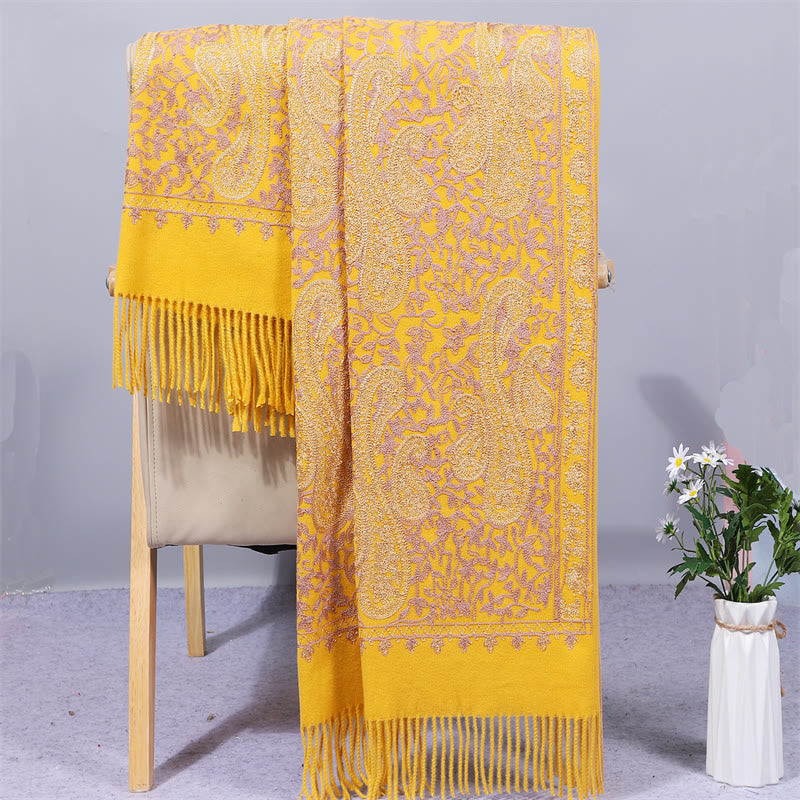 Sciarpa in tessuto di rayon con Buddha Stones , ricamo di fiori di anacardi dorati e nappa, ideale per l'inverno, perfetta per i viaggi. - Oro - 200*70cm - image 2