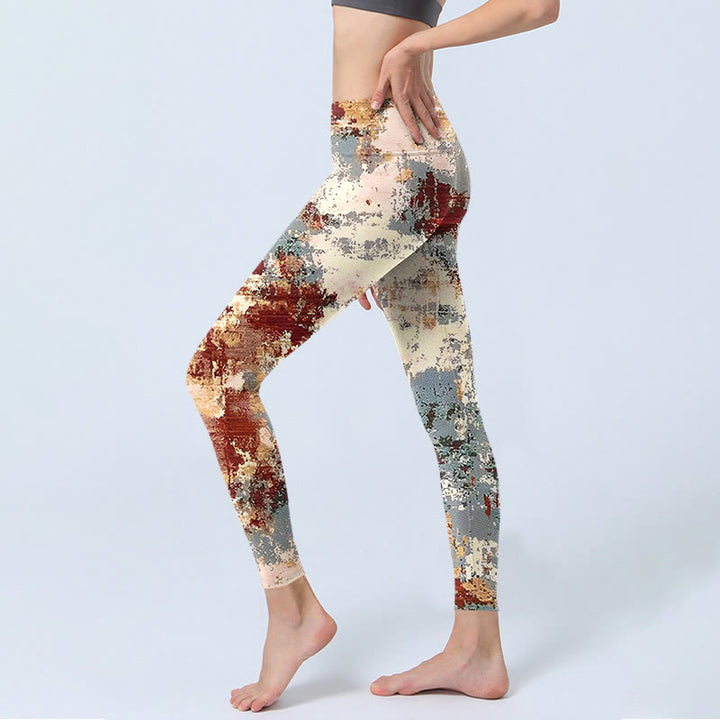 Leggings da yoga da donna con stampa astratta, beige, rosso e grigio, modello Buddha Stones - image 2