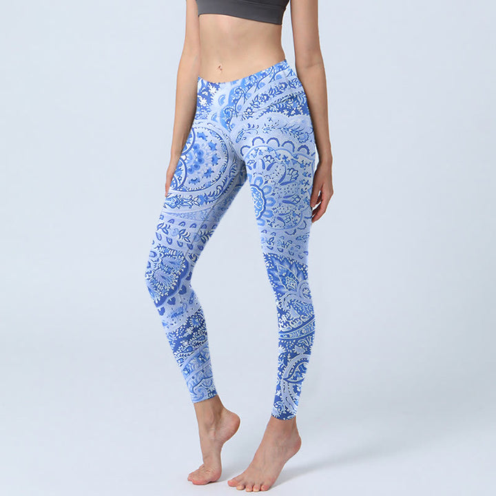 Leggings da yoga da donna con motivo a fiori bianchi e blu royal in stile persiano Buddha Stones - Blu Reale - US18, UK/AU22, EU50 (4XL) - image 0