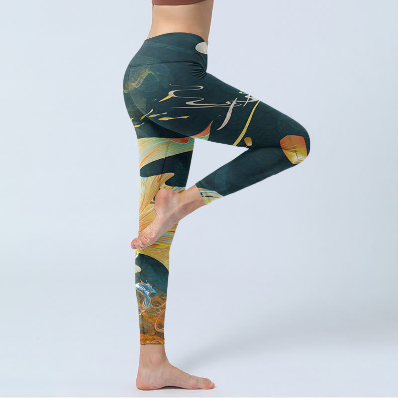 Leggings da yoga da donna con lanterna volante a forma di torre di pesce koi grigio ardesia scuro Buddha Stones - image 3