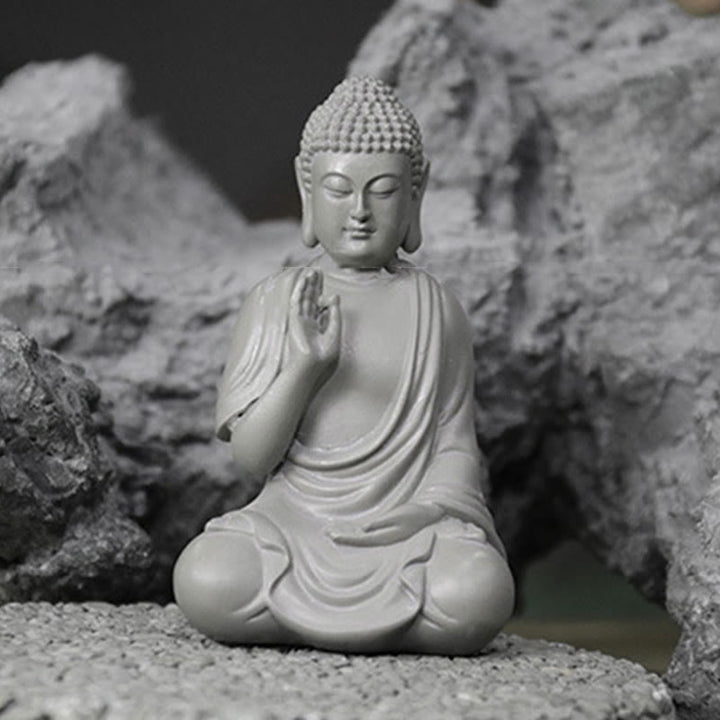 Buddha Stones Piccola Meditazione Preghiera Statua del Buddha in Resina Compassione Decorazione della scrivania di casa