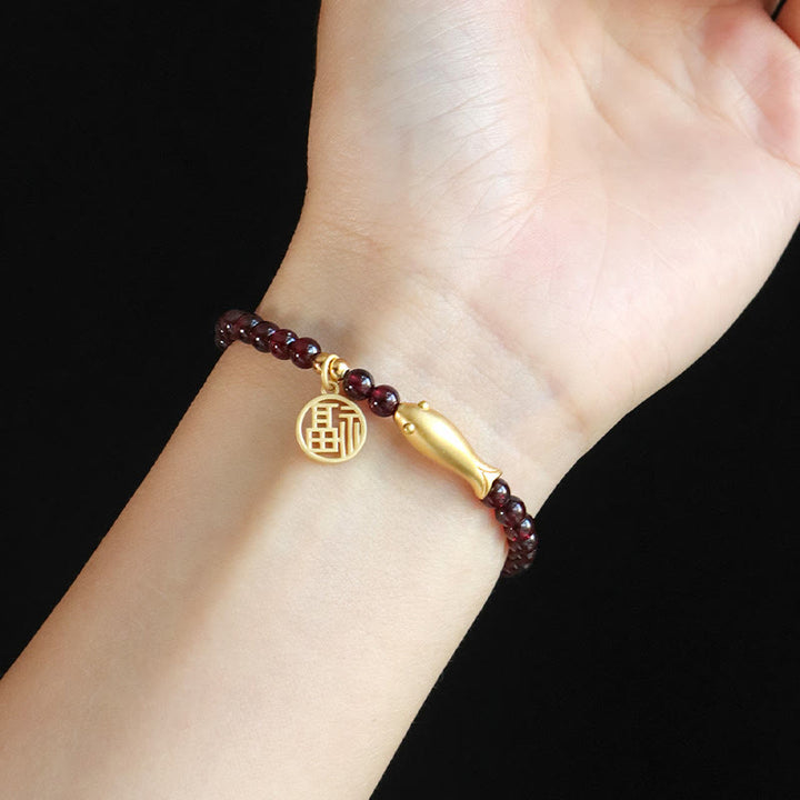 Braccialetto di purificazione Buddha Stones Garnet 925 Sterling Silver Fish Fu Character