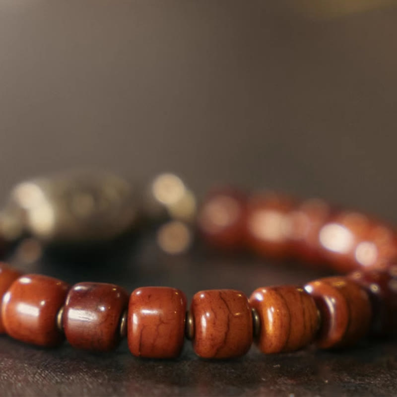 Buddha Stones Yak Bone Dzi Forma Rame Cono Pendente Bracciale Forza
