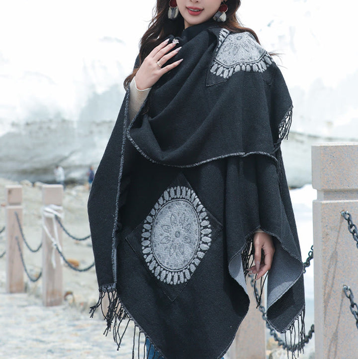 Buddha Stones con nappe, scialle avvolgente con tasche, motivo geometrico rotondo mandala tibetano, autunno inverno