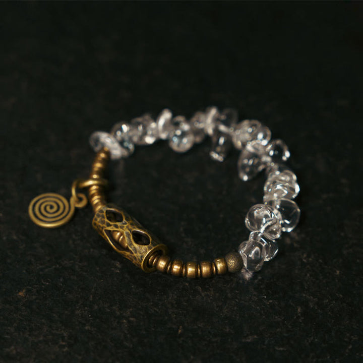 Bracciale Buddha Stones con cristalli bianchi irregolari e purezza del rame