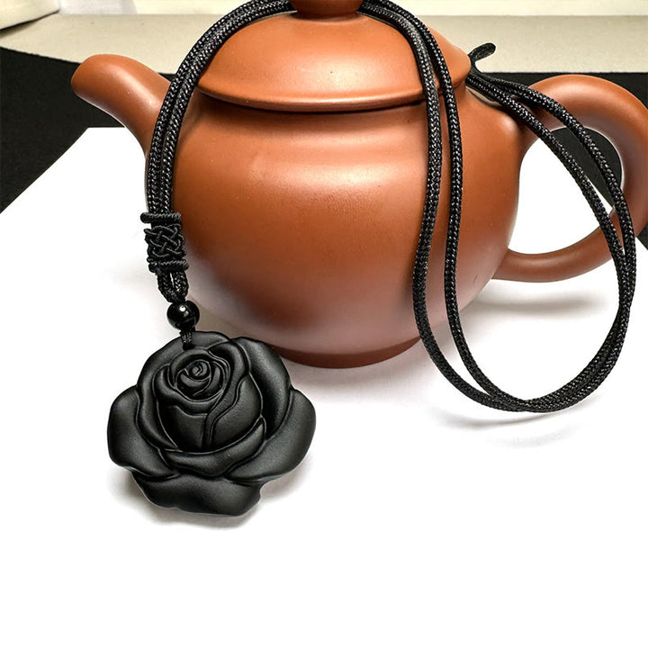 Collana con ciondolo di purificazione di rosa nera con corda di ossidiana nera Buddha Stones