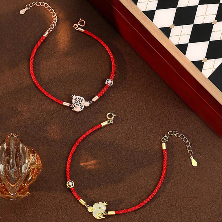 Braccialetto di protezione con corda rossa dell'anno del serpente in argento sterling 925 con Buddha Stones e giada di Hetian e agata rossa