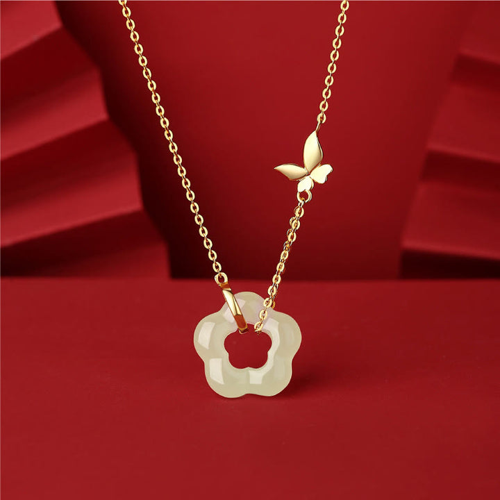Collana con ciondolo a forma di fiore di giada Hetian con farfalla in argento sterling 925 Buddha Stones