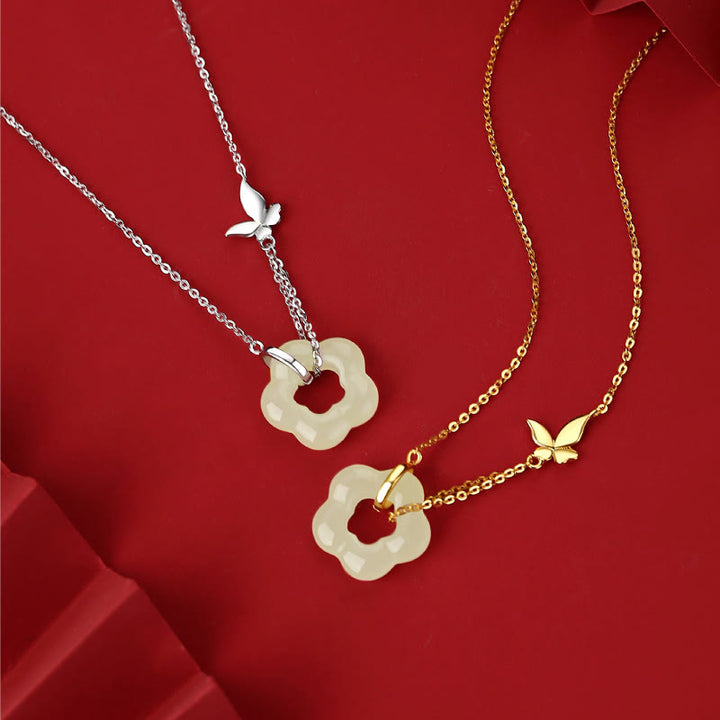 Collana con ciondolo a forma di fiore di giada Hetian con farfalla in argento sterling 925 Buddha Stones