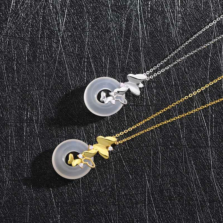 Buddha Stones 925 Sterling Silver Butterfly Calcedonio Pace Fibbia Benedizione Fortuna Collana Pendente