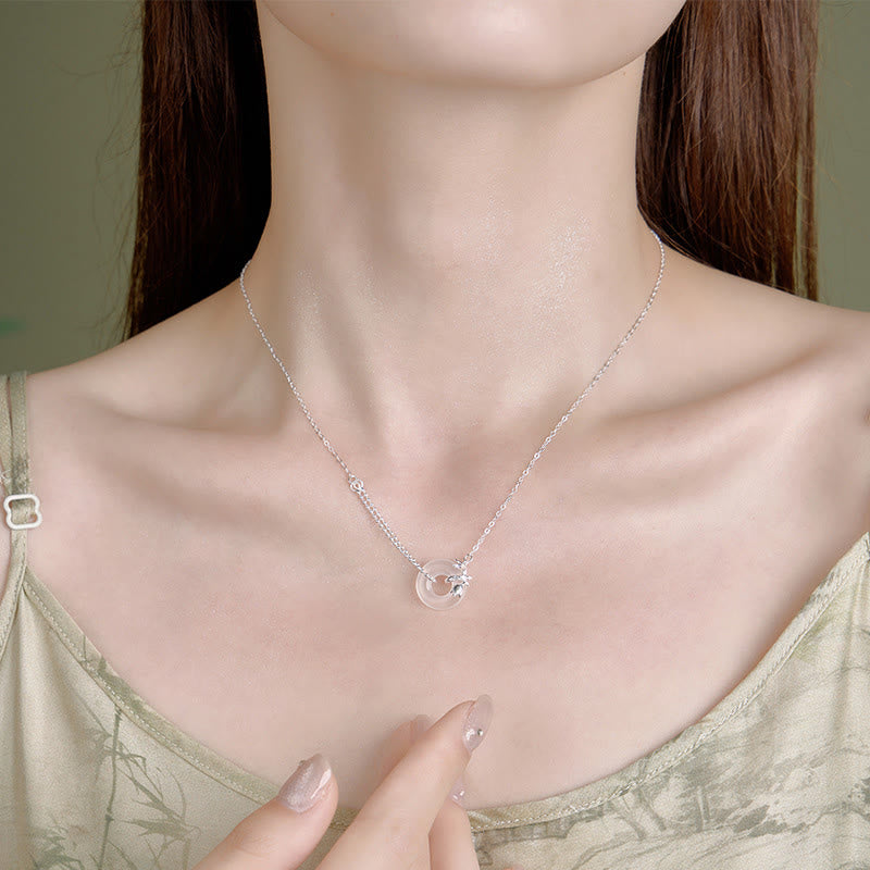 Collana con ciondolo a forma di fibbia della pace con ciondolo a forma di tulipano in argento sterling 925, calcedonio e Buddha Stones