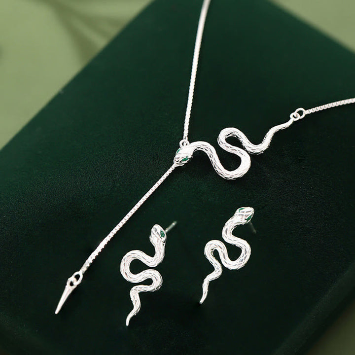 Set di orecchini pendenti con collana e ciondolo dell'anno del serpente in argento sterling 925 Buddha Stones