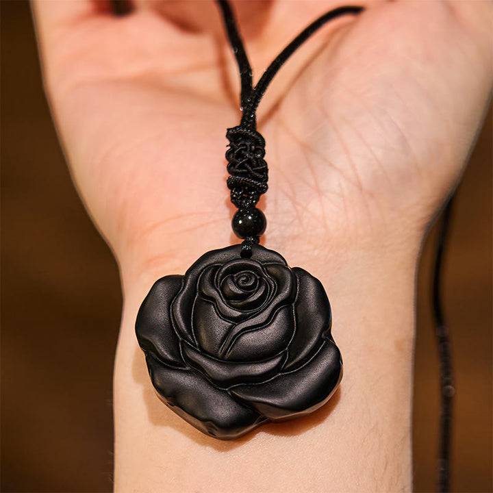 Collana con ciondolo di purificazione di rosa nera con corda di ossidiana nera Buddha Stones