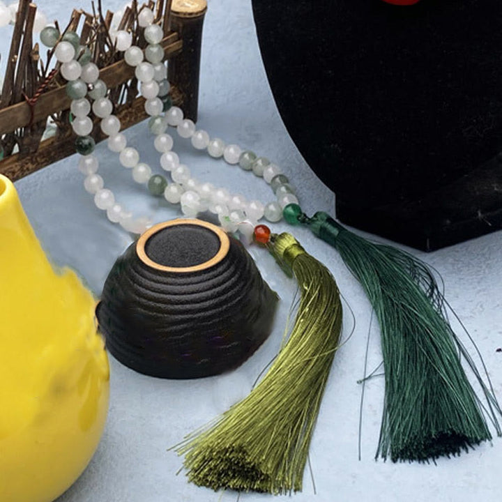 Buddha Stones 108 Mala Beads Braccialetto portafortuna con nappa in giada naturale Tianshan