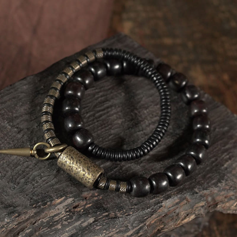 Braccialetto di equilibrio a doppio giro con perline vintage in legno di ebano, ottone e rame Buddha Stones