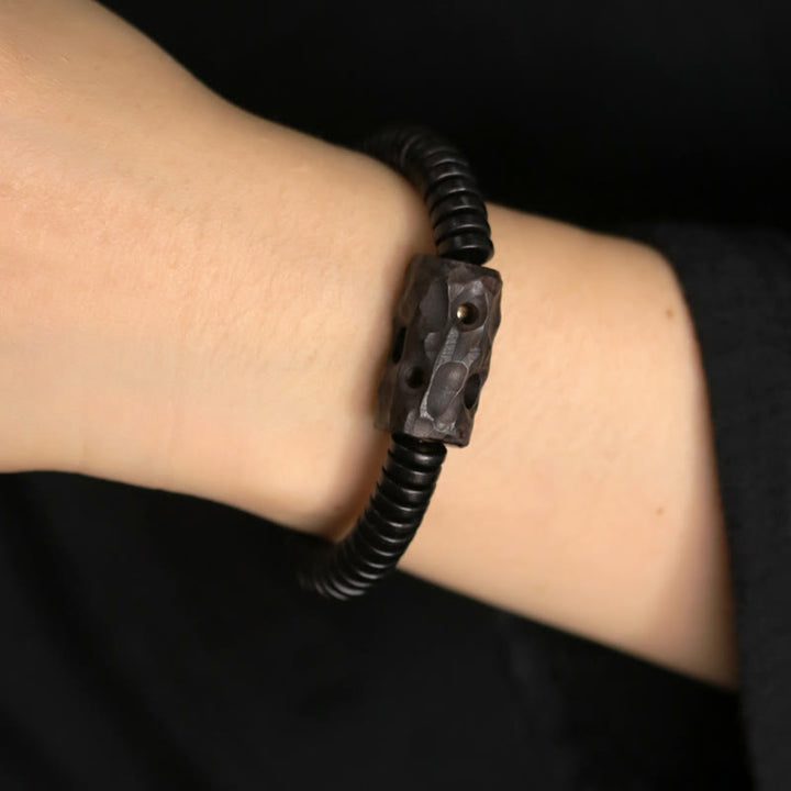 Bracciale Buddha Stones in legno di ebano, rame e ottone con fori per l'equilibrio - image 4