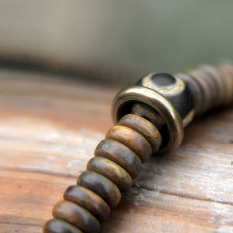 Buddha Stones Legno di ebano Sandalo verde Rame Ottone Perline Dzi Onice nero Braccialetto doppio giro calmo