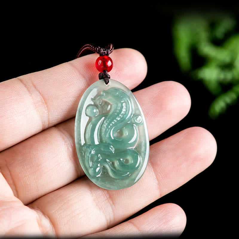 Collana con ciondolo ovale in giada naturale con Buddha Stones , anno del serpente, fortuna